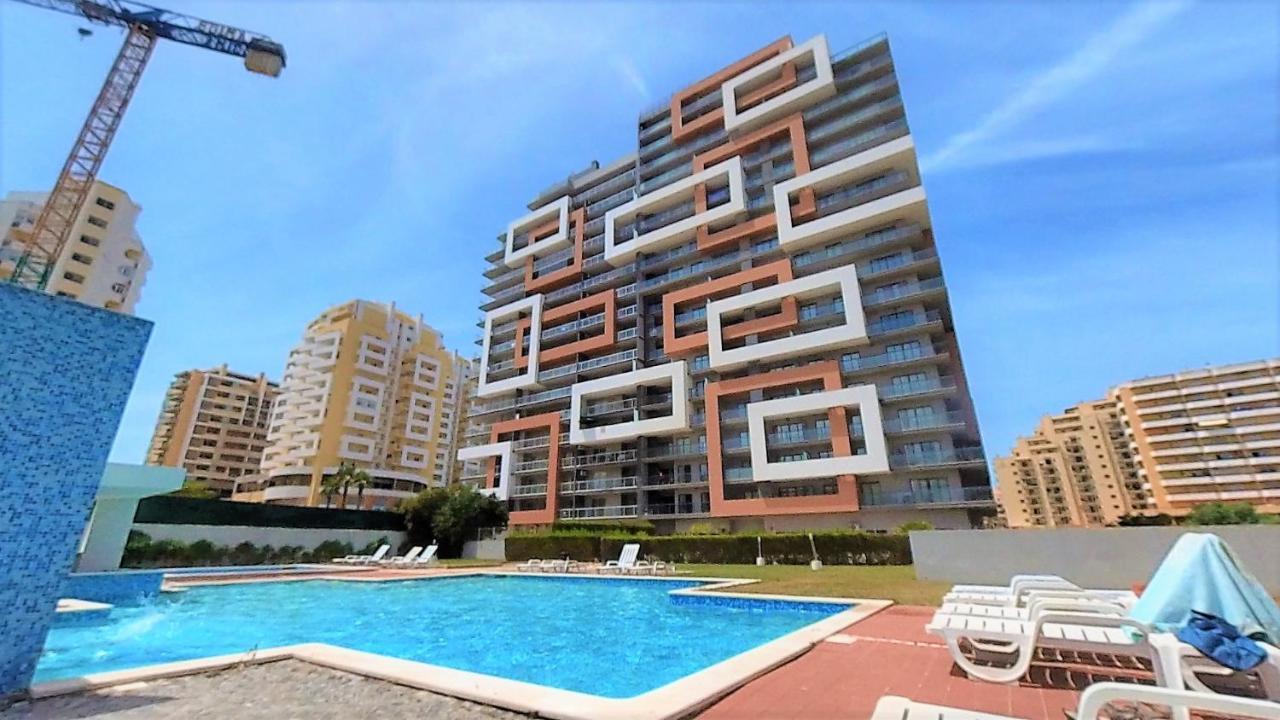 Apartamentos Turisticos Rocha Tower 15C ปอร์ติเมา ภายนอก รูปภาพ