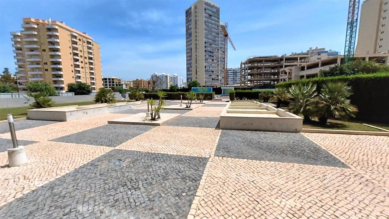 Apartamentos Turisticos Rocha Tower 15C ปอร์ติเมา ภายนอก รูปภาพ